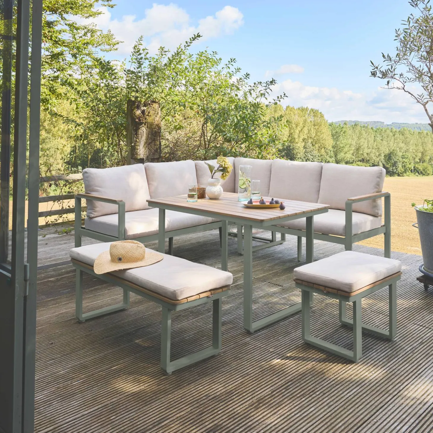Gartenlounge-Set für 8 Personen aus Akazienholz und Aluminium