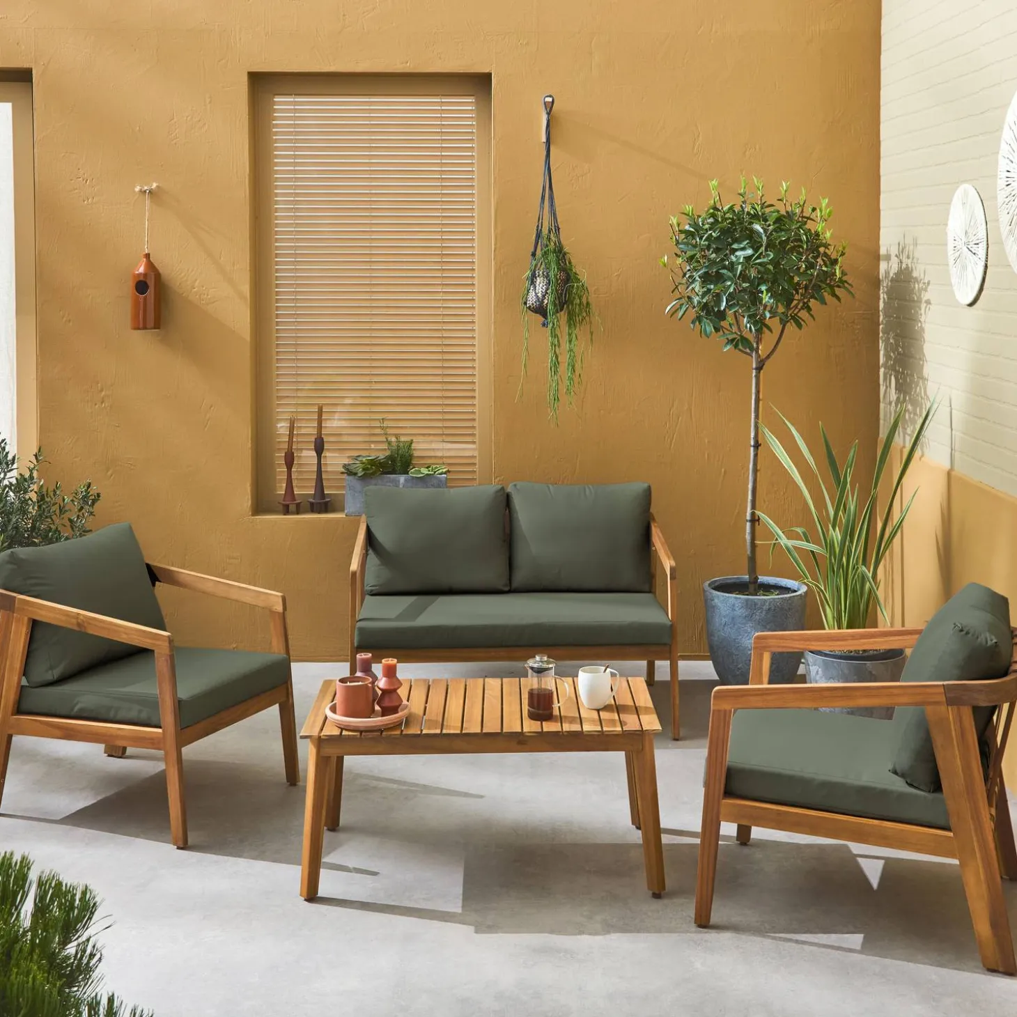 Gartenmöbelset für 4 Personen aus Akazienholz