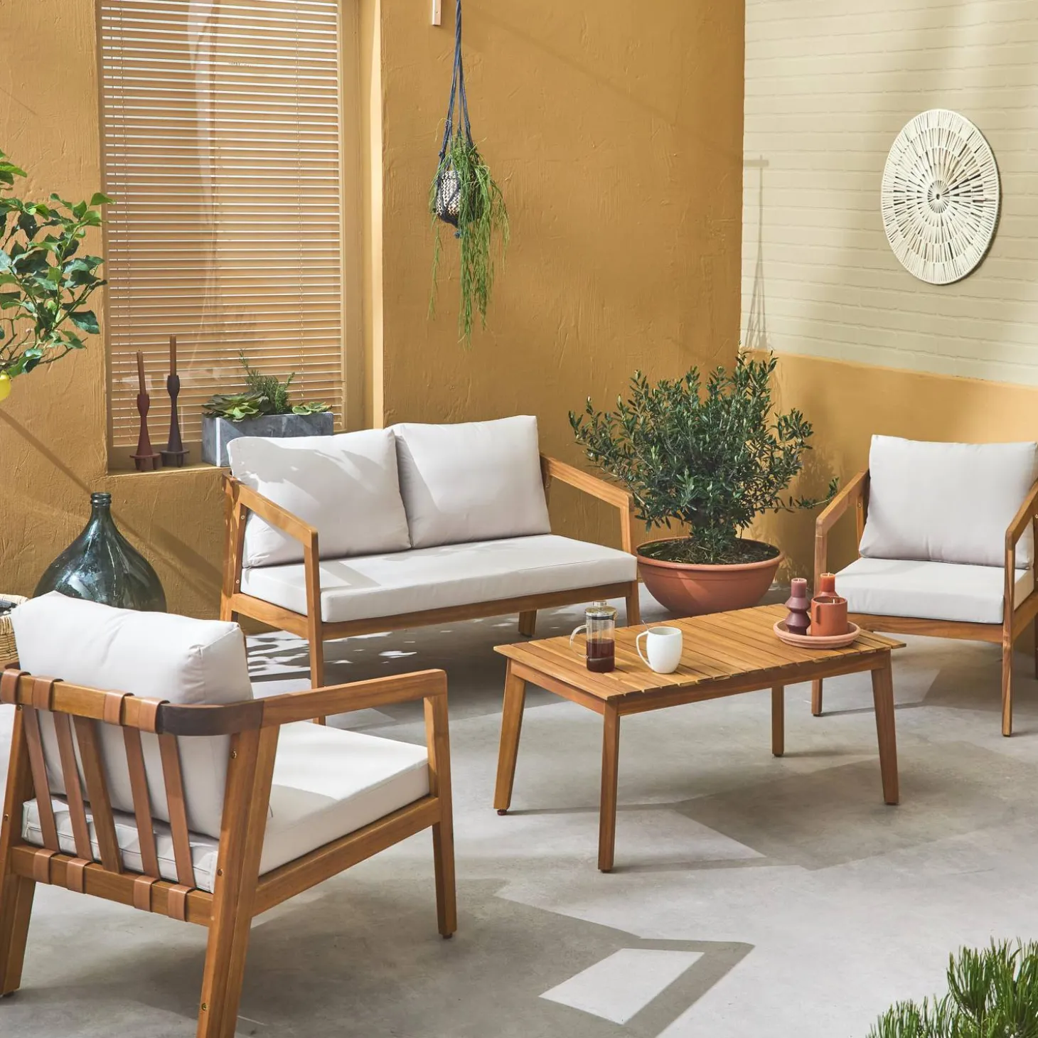 Gartenmöbelset für 4 Personen aus Akazienholz