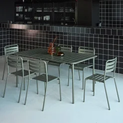 Gartentisch aus Stahl mit 6 Stühlen