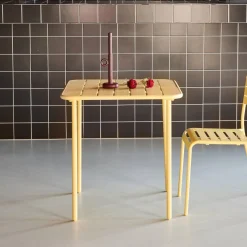 Gartentisch aus Stahl 2 Plätze