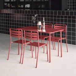 Gartentisch + 4 Stühle aus Stahl