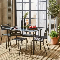 Gartentisch + 4 Stühle aus Stahl