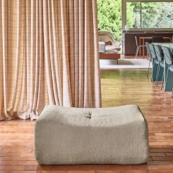 Hocker, Fußhocker mit strukturiertem Bouclé-Bezug für Sessel und Sofas