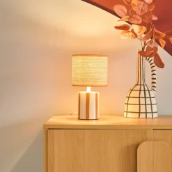 Indoor-Tischlampe Keramik Lampenschirm mit Rattanoptik H 28 cm