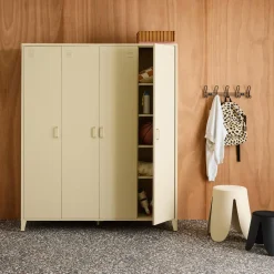 Industrieller Metall-Kleiderschrank mit 4 Türen, 10 Regalböden, 1 Kleiderstange
