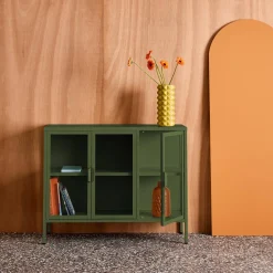 Industrielles Sideboard aus Metall und gehärtetem Glas mit 3 Türen, 100 cm