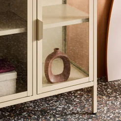 Industrielles Sideboard aus Metall und gehärtetem Glas mit 3 Türen, 100 cm