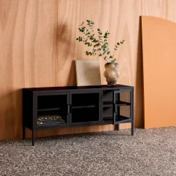 Industrielles TV-Möbel aus Metall und gehärtetem Glas mit 3 Türen, 120 cm