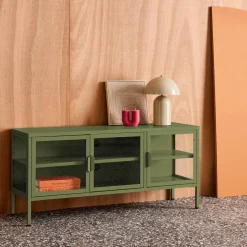 Industrielles TV-Möbel aus Metall und gehärtetem Glas mit 3 Türen, 120 cm