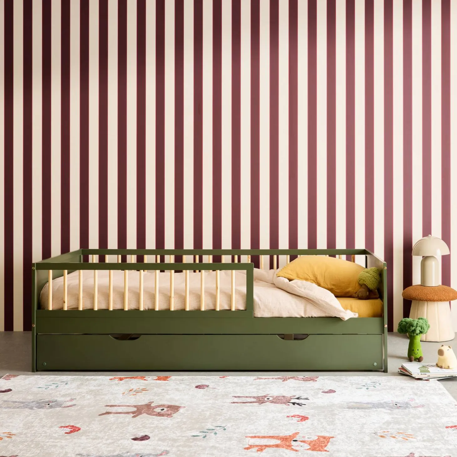 Kinderbett 90 x 190 cm aus naturbelassenem Kiefernholz mit Lattenrost und Ausziehbett