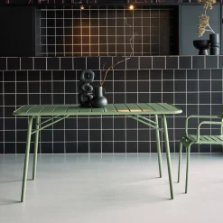 Klappbarer Gartentisch aus Stahl für 6 Personen