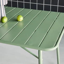 Klappbarer Gartentisch aus Stahl mit 6 Stühlen