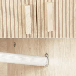 Kleiderschrank, zwei Türen, Kleiderstange und Stauräume