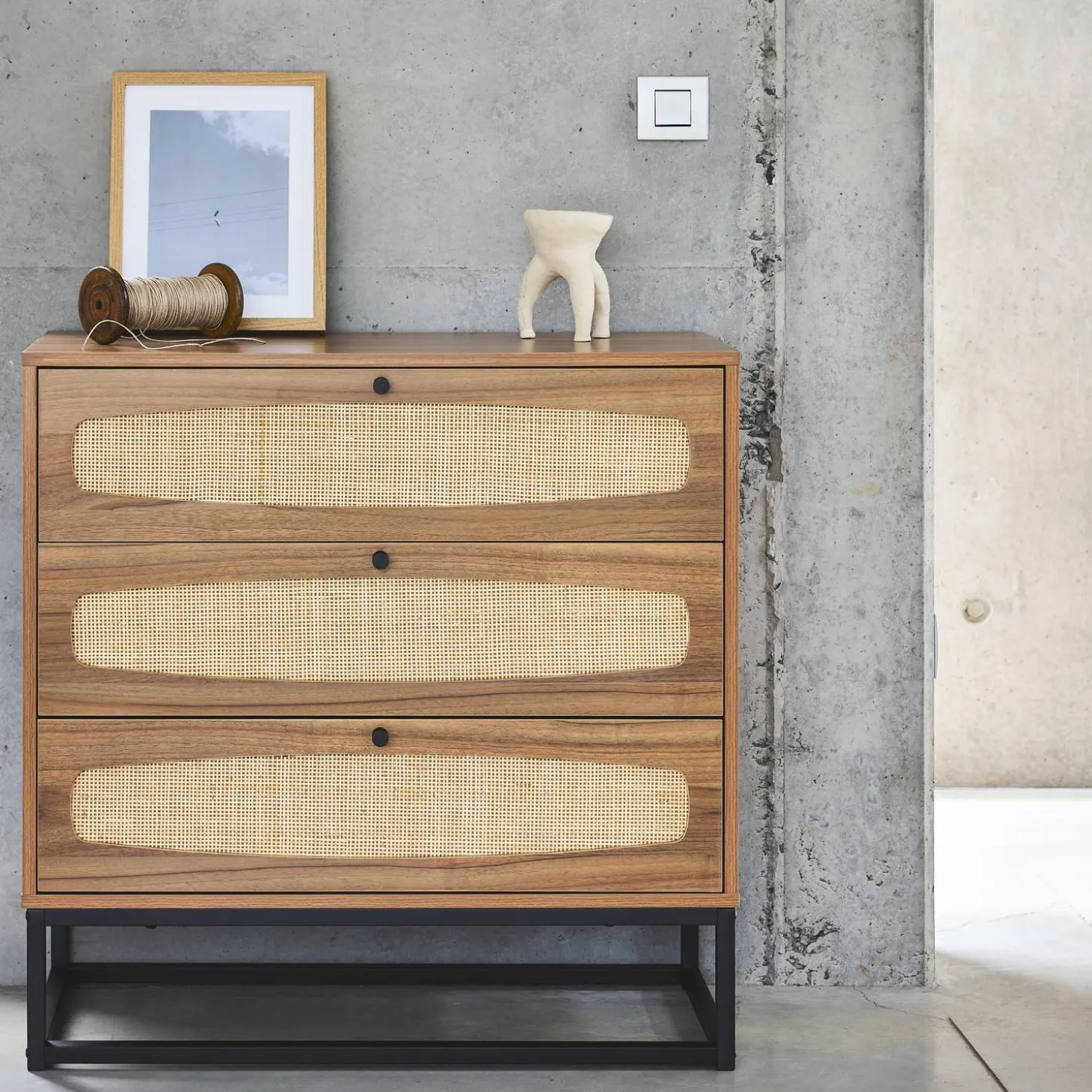 Kommode mit Holzdekor und Rattan-Geflecht 3 Schubladen