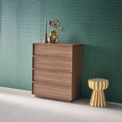 Kommode mit Holzlook, 4 Schubladen