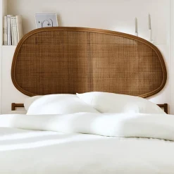 Kopfteil aus dunklem Rattan