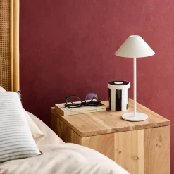 Mobile LED-Tischlampe für Innen- und Außenbereich H 135 cm