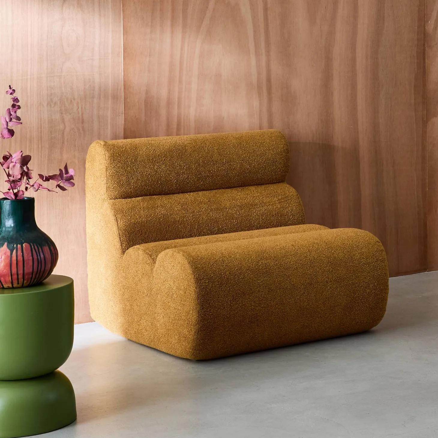 Modularer Lounge-Sessel mit strukturiertem Bouclé-Bezug