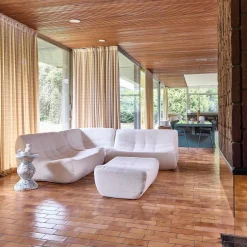 Modulares 5-Sitzer Ecksofa mit strukturiertem Bouclé-Bezug und Hocker