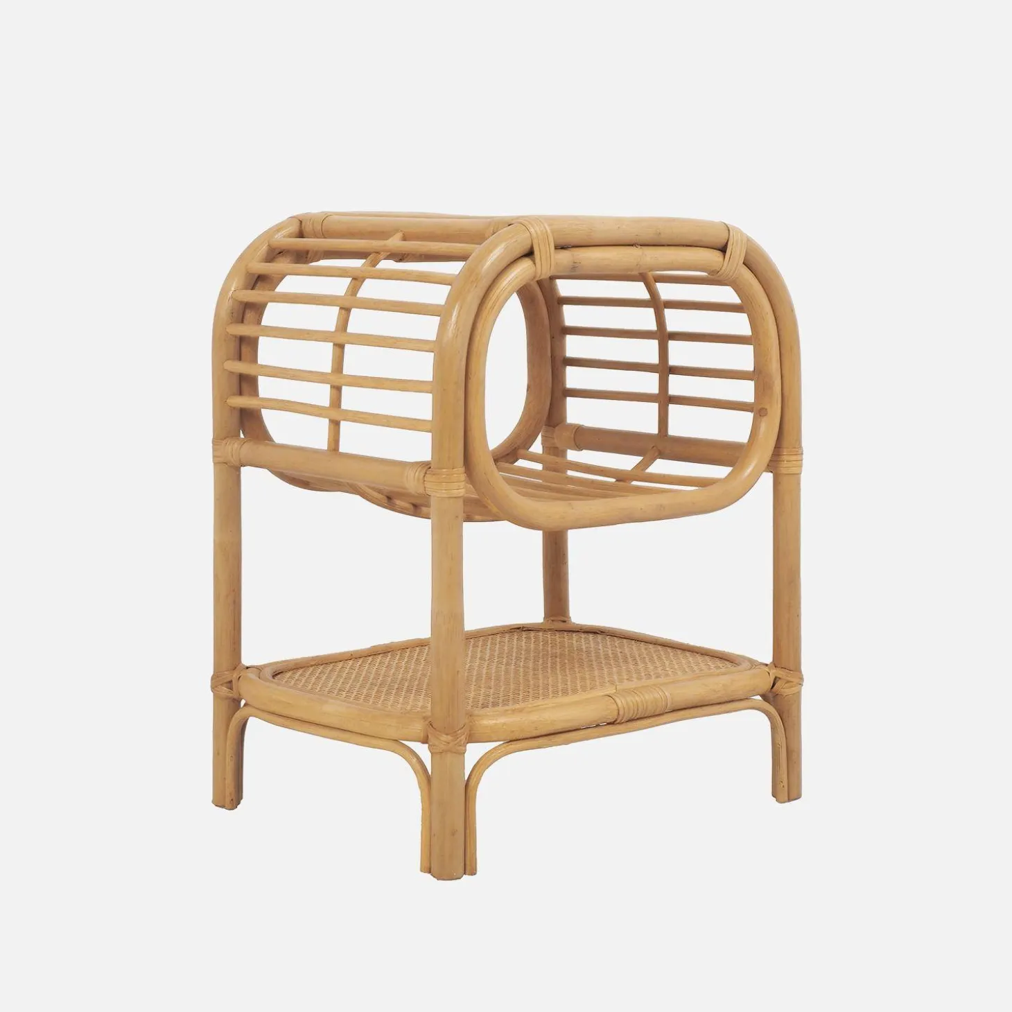 Nachttisch aus gebogenem Natur-Rattan, 1 Ablage, 1 Nische