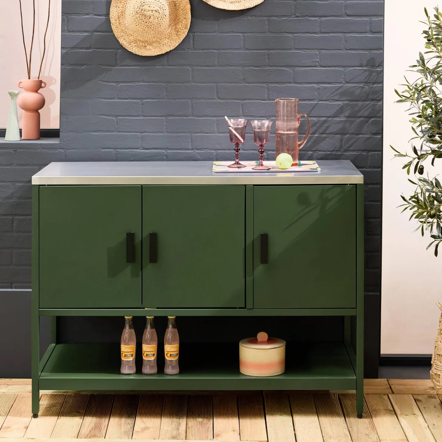 Outdoor-Küche aus Stahl mit 3 Türen, 1 Regalboden L120 cm