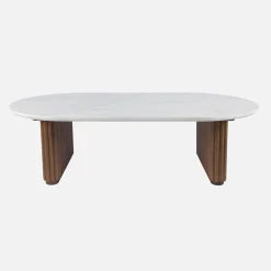 Ovaler Couchtisch aus Hevea-Holz mit Steinoptik-Furnier