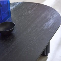 Ovaler Couchtisch Heveaholz und Eichenfurnier