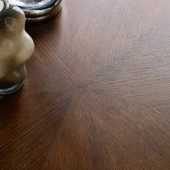 Ovaler Esstisch aus Heveaholz und Eichenfurnier, 6 Plätze