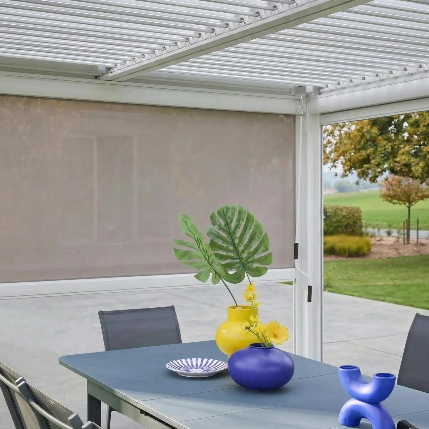 Pergola mit Lamellendach Palace 3x4m mit Markise 3m + Markise 4m
