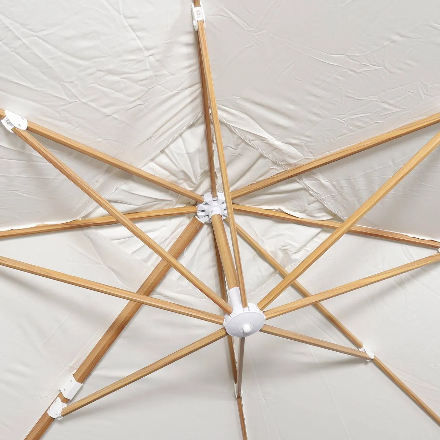 Rechteckiger Ampelschirm 3x4m, Mast in Holzoptik