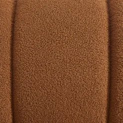 Relaxsessel mit abgerundeten Beinen aus Holz mit Bouclé-Bezug