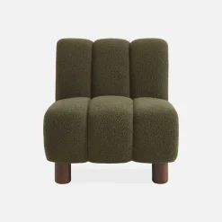 Relaxsessel mit abgerundeten Beinen aus Holz mit Bouclé-Bezug