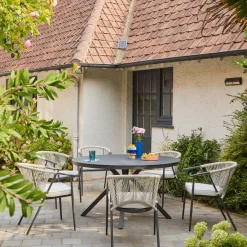 Runder Gartentisch Ø140 cm aus Aluminium und Glas + 6 Sessel