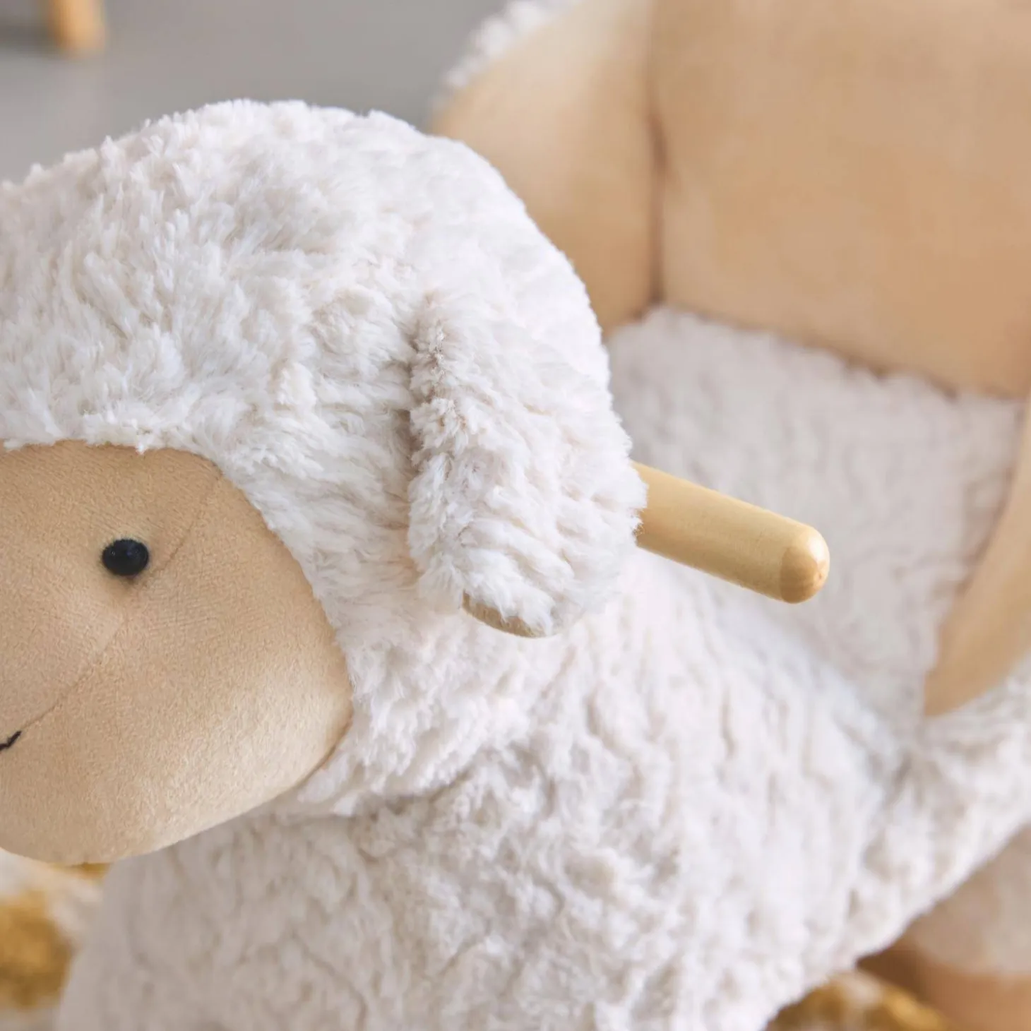 Schaukel-Schaf für Kinder