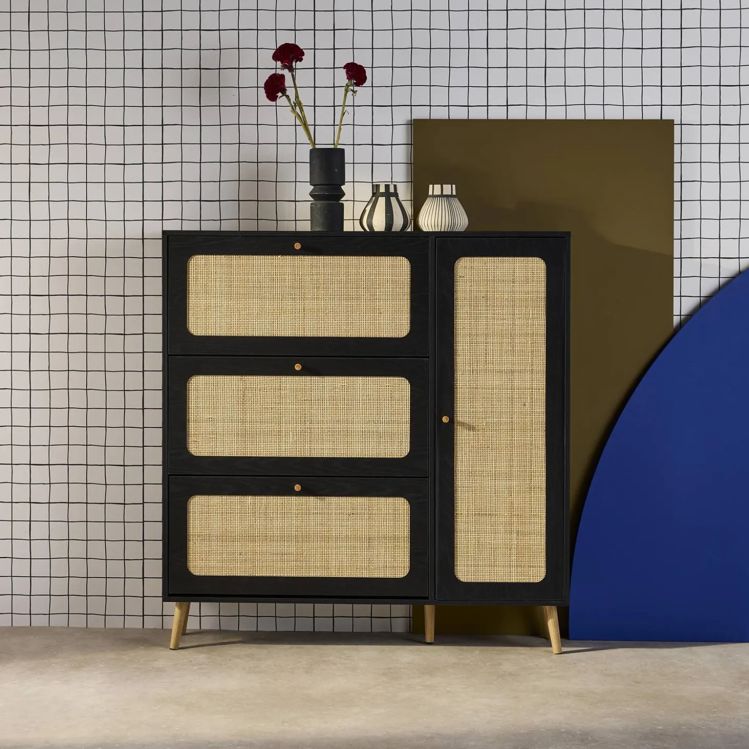 Schuhschrank mit Rattan-Geflecht und 3 Klapptüren
