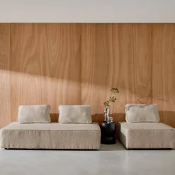 Sessel und 2-Sitzer Sofa mit Bouclé-Bezug für ein modulares Sofa