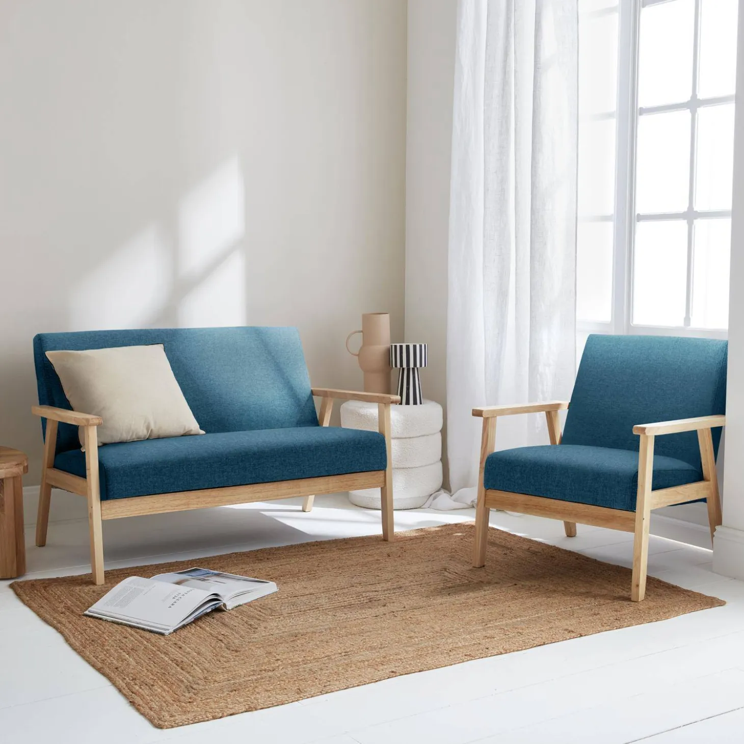 Set Sessel und 3-Sitzer Sitzbank aus Hevea-Holz mit Stoffbezug