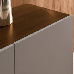 Sideboard aus Metall und Holzdekor, 3 Türen, B 150 cm
