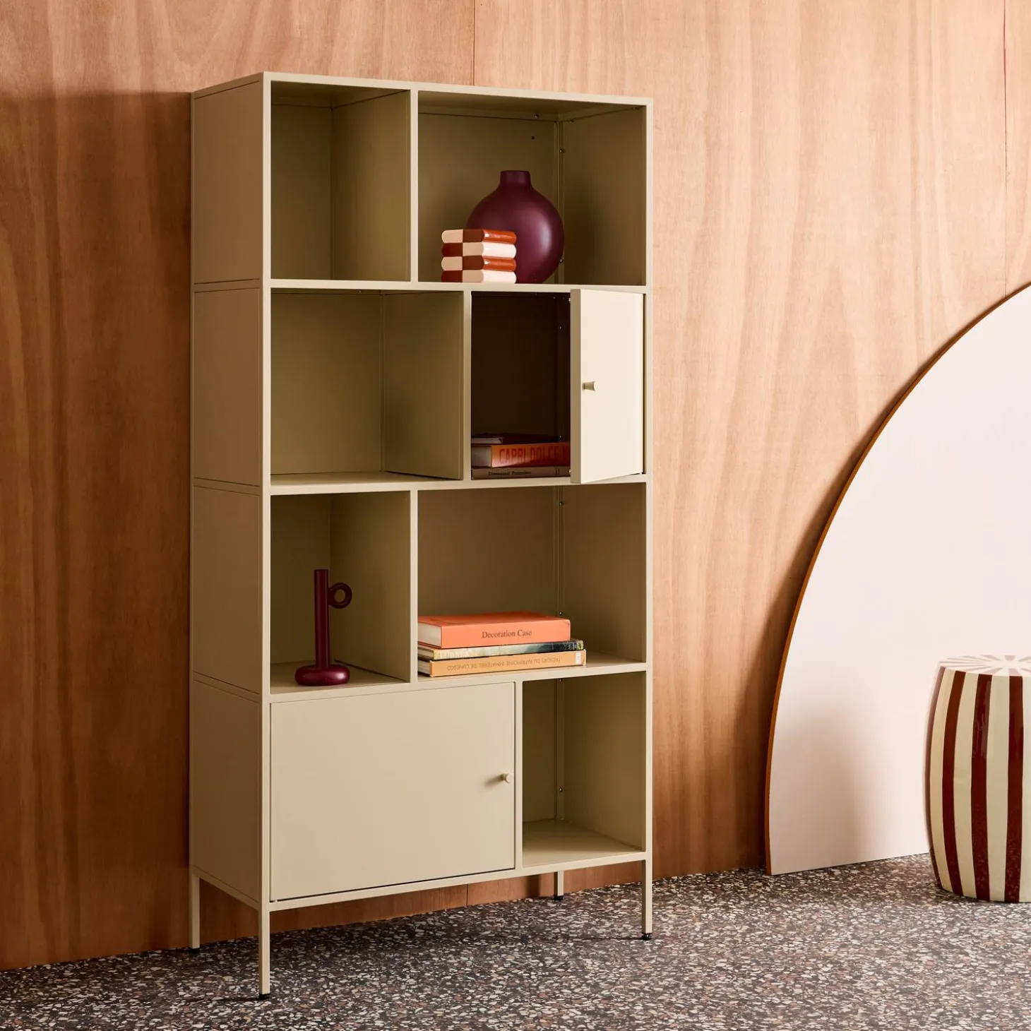 Sideboard, industrielles Aufbewahrungsmöbel aus Stahl mit 8 Stauräumen