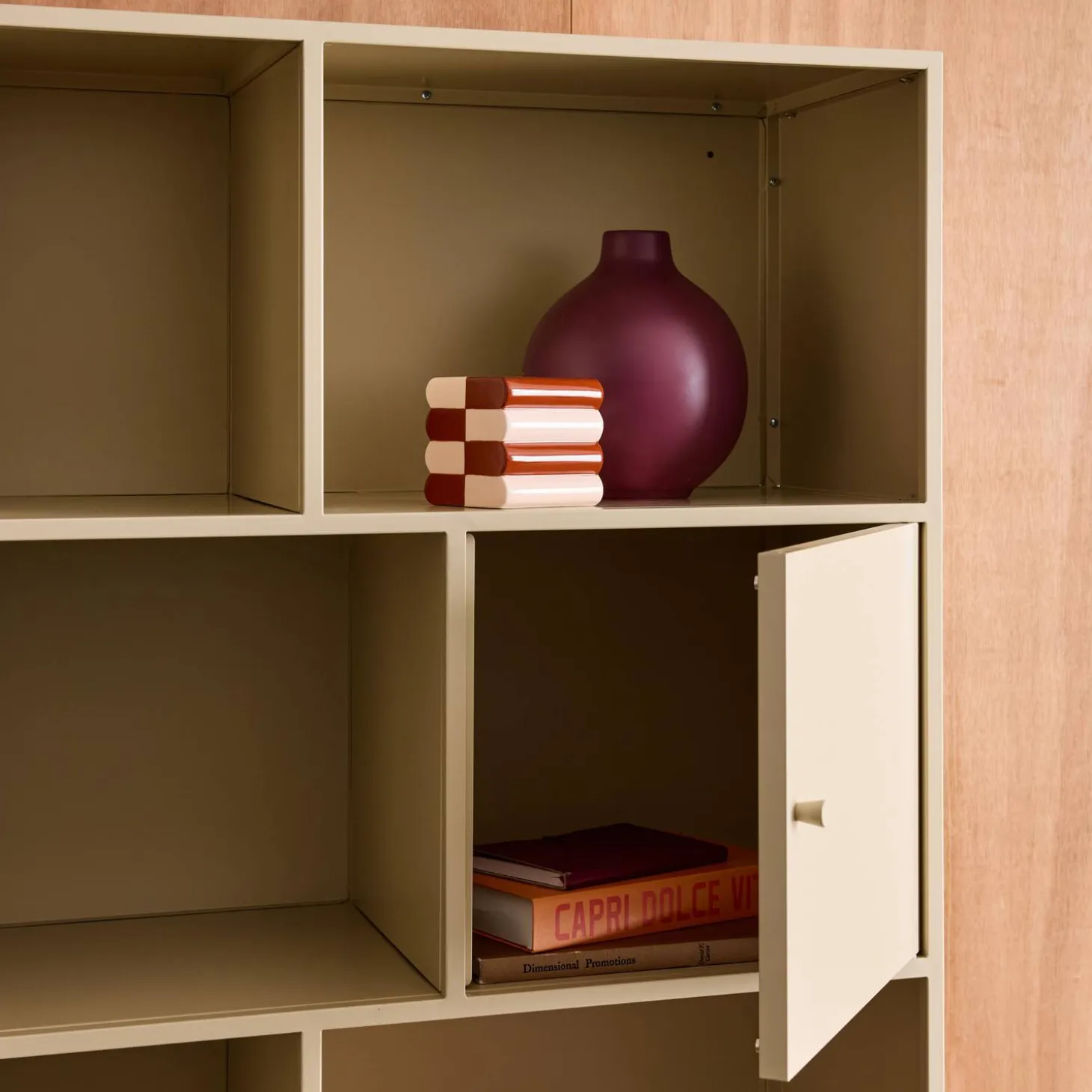 Sideboard, industrielles Aufbewahrungsmöbel aus Stahl mit 8 Stauräumen