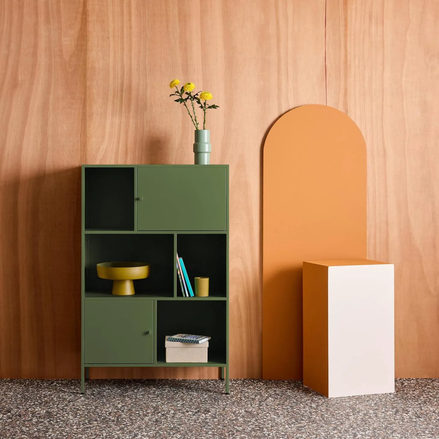 Sideboard, industrielles Aufbewahrungsmöbel aus Stahl mit 6 Stauräumen