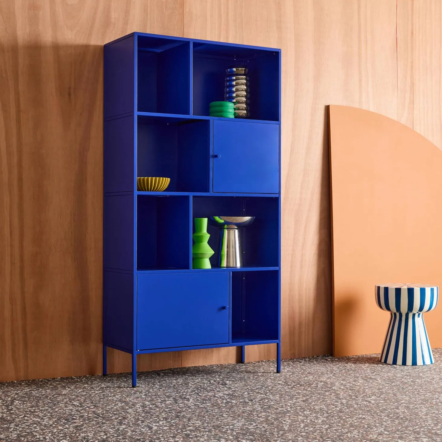 Sideboard, industrielles Aufbewahrungsmöbel aus Stahl mit 8 Stauräumen