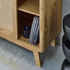 Sideboard mit 2 Schiebetüren und Regalen in Holzoptik mit Rattan-Geflecht, 150cm