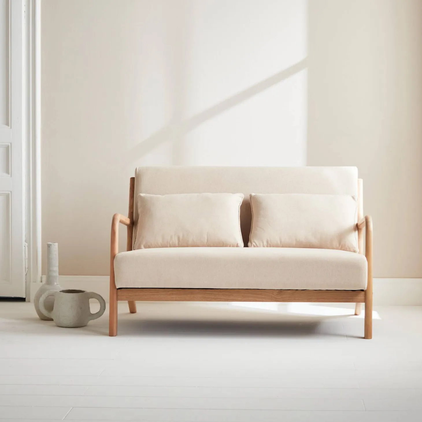 2-Sitzer Design-Sitzbank aus Holz mit Stoffbezug