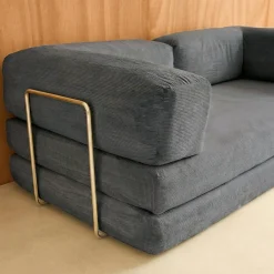 3-Sitzer-Schlafsofa im Vintage-Stil mit Cordbezug und verchromtem Außengestell
