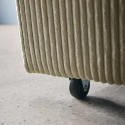 2-Sitzer Schlafsofa mit Cordbezug