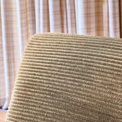 3-Sitzer Sofa mit Cordbezug