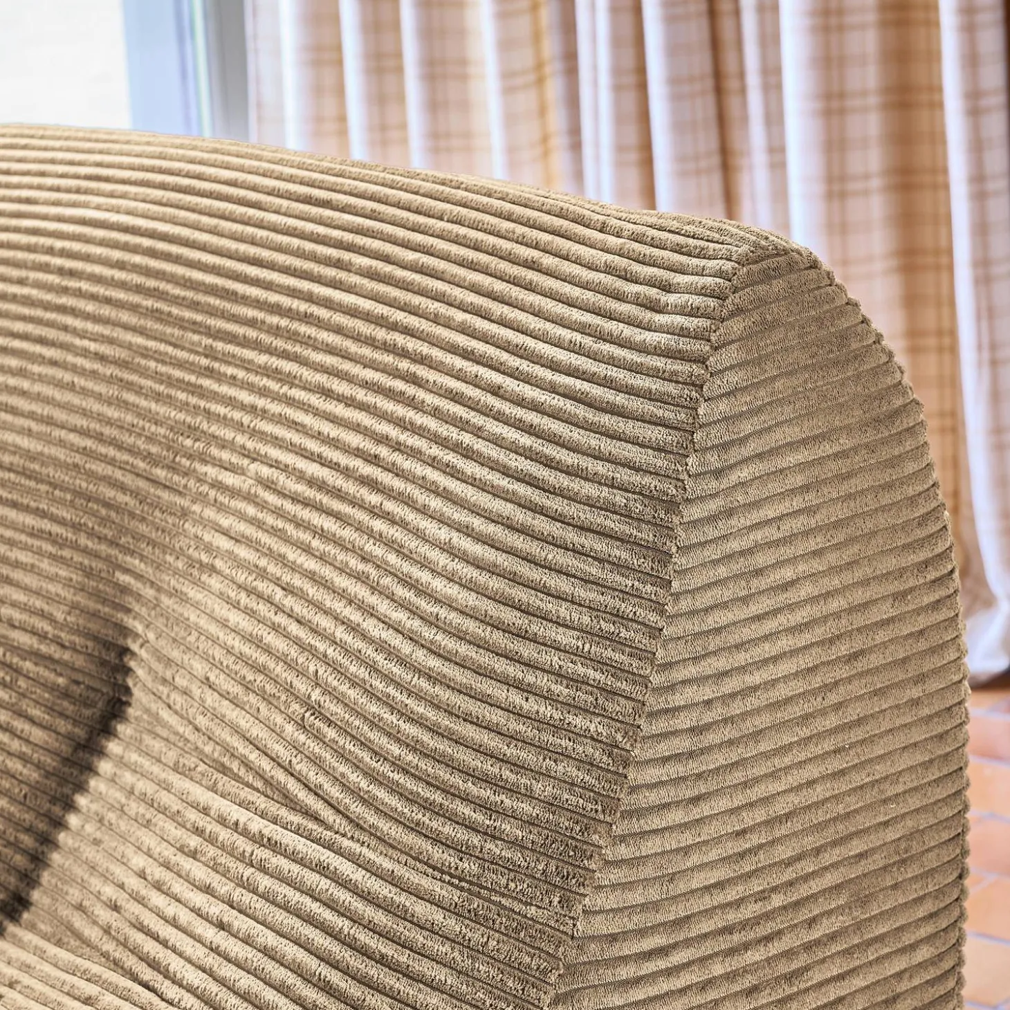 3-Sitzer Sofa mit Cordbezug