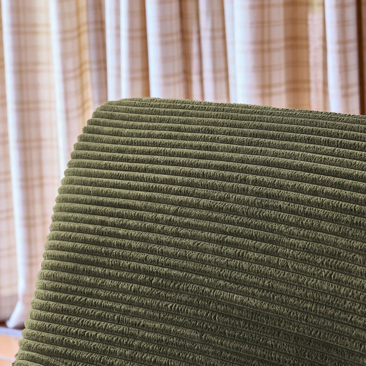 3-Sitzer Sofa mit Cordbezug